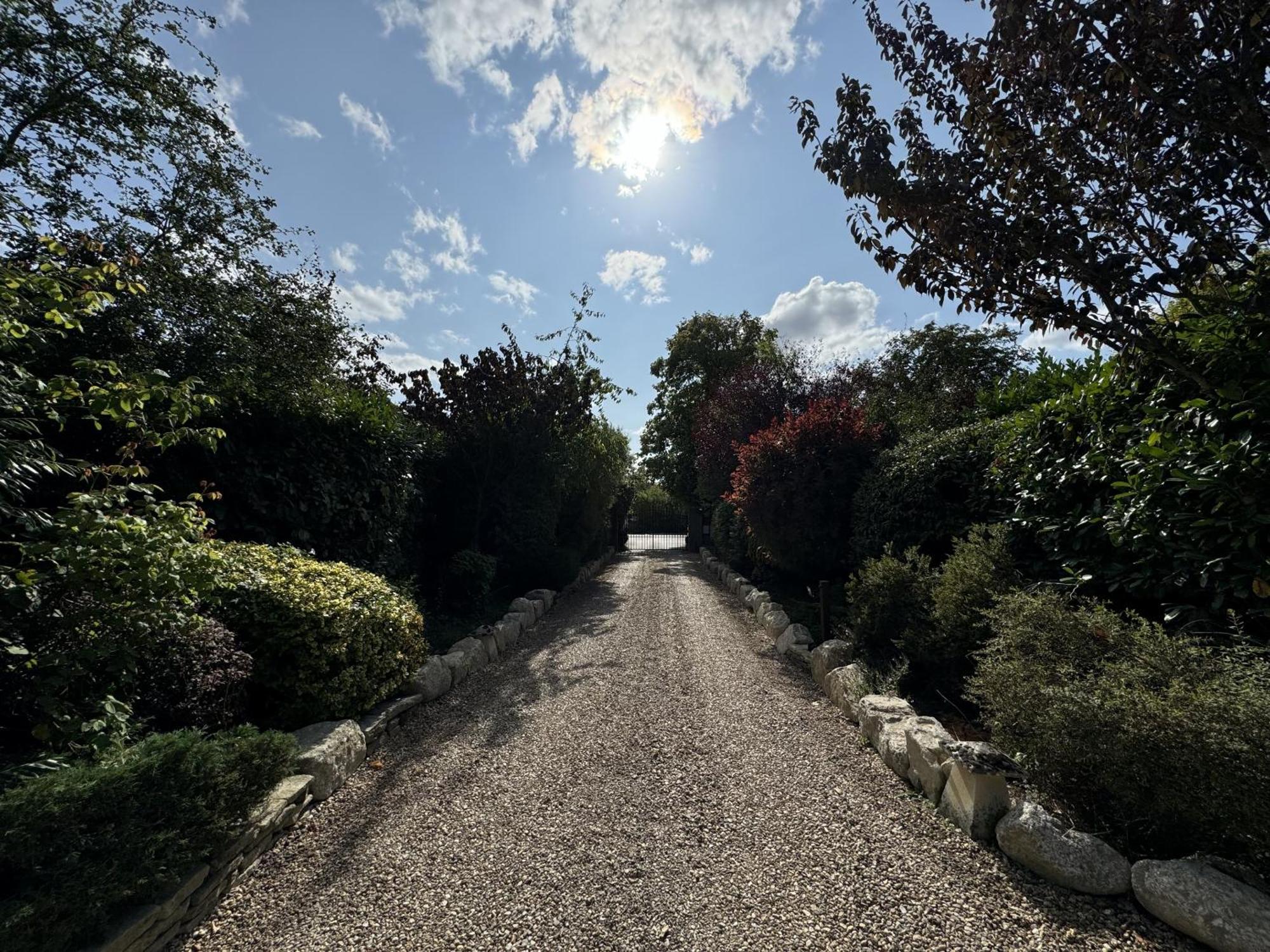 Hookwood Lodge London Gatwick ホーリー エクステリア 写真